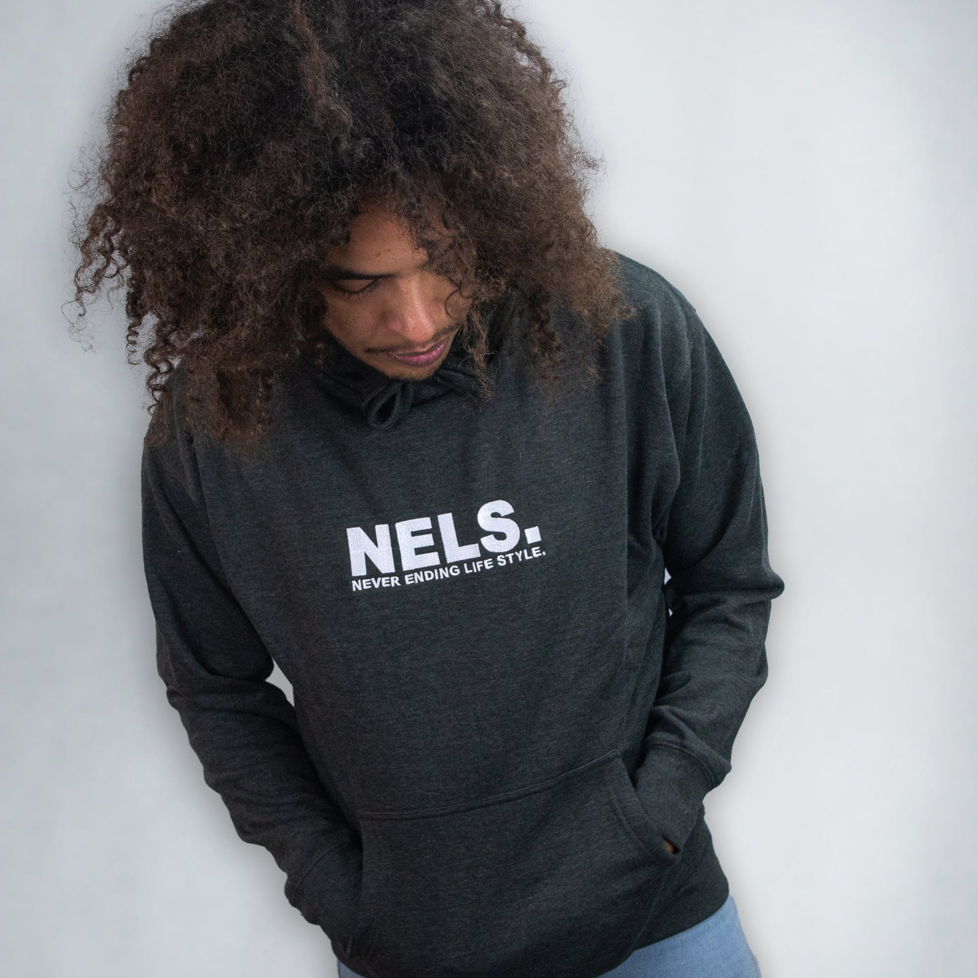 Hoodie NELS. - NELS.